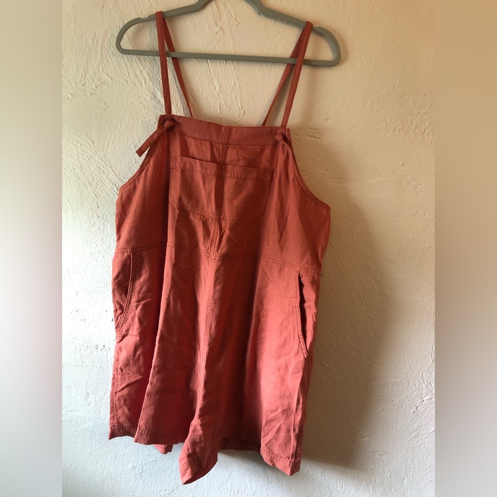 Old Navy sleeveless linen-blend utility romper